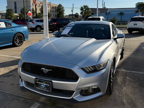 Used 2015 Ford Mustang Premium w/ Equipment Group 201A image 3