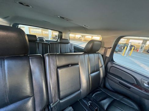 Used 2014 GMC Yukon XL SLT image 11