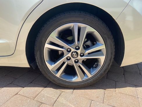 Used 2017 Hyundai Elantra Limited w/ Limited Ultimate Package 05 image 8