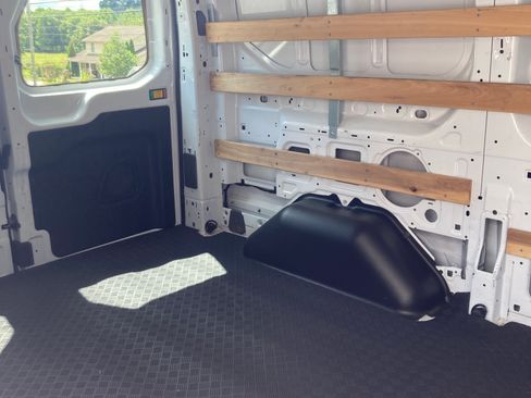 Used 2023 Ford Transit 250 Low Roof w/ Exterior Upgrade Package RWD image 17