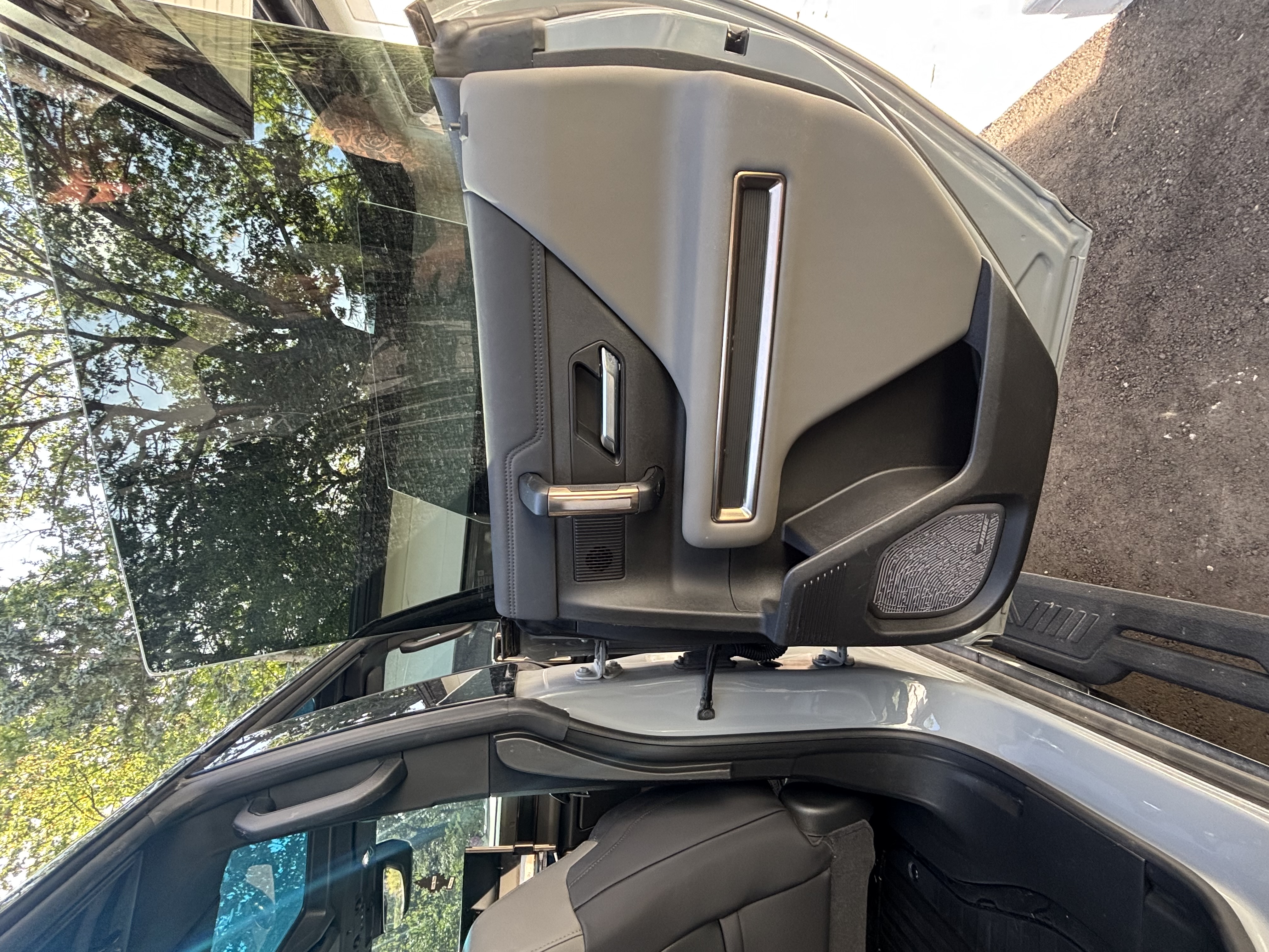 Used 2025 GMC Hummer EV 2X AWD/4WD image 12