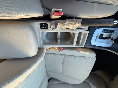 Used 2016 Subaru Impreza 2.0i Premium image 4