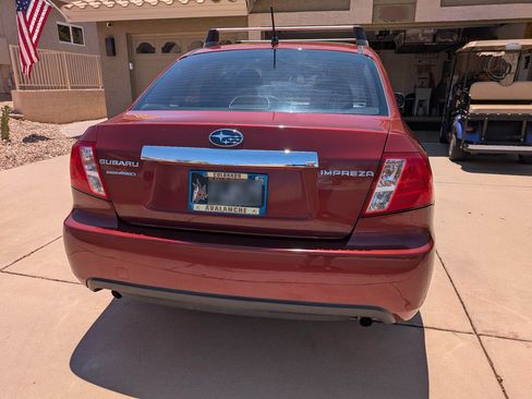 Used 2011 Subaru Impreza 2.5i Premium w/ PWR Moonroof Value Pkg AWD/4WD image 4