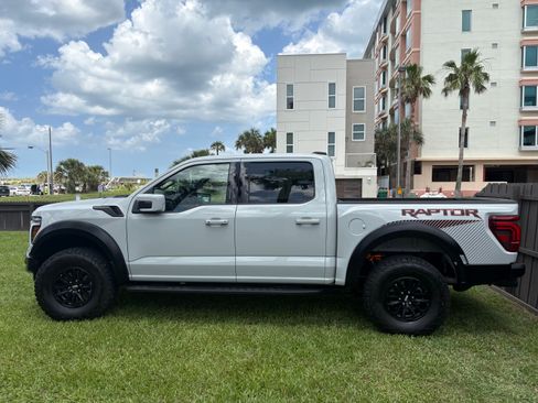 Used 2024 Ford F150 Raptor image 4