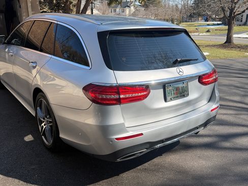 Used 2017 Mercedes-Benz E 400 4MATIC Wagon image 14