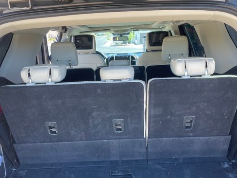 Used 2020 Ford Expedition Platinum AWD/4WD image 11