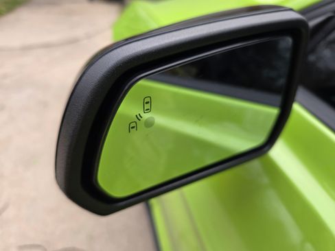 Used 2020 Ford Mustang Shelby GT350 w/ Technology Package image 5