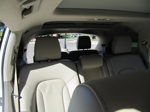 Used 2015 Audi Q7 3.0T Premium Plus image 18