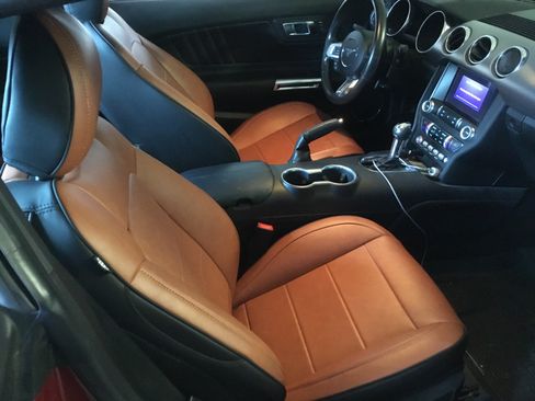 Used 2023 Ford Mustang GT Premium RWD image 15