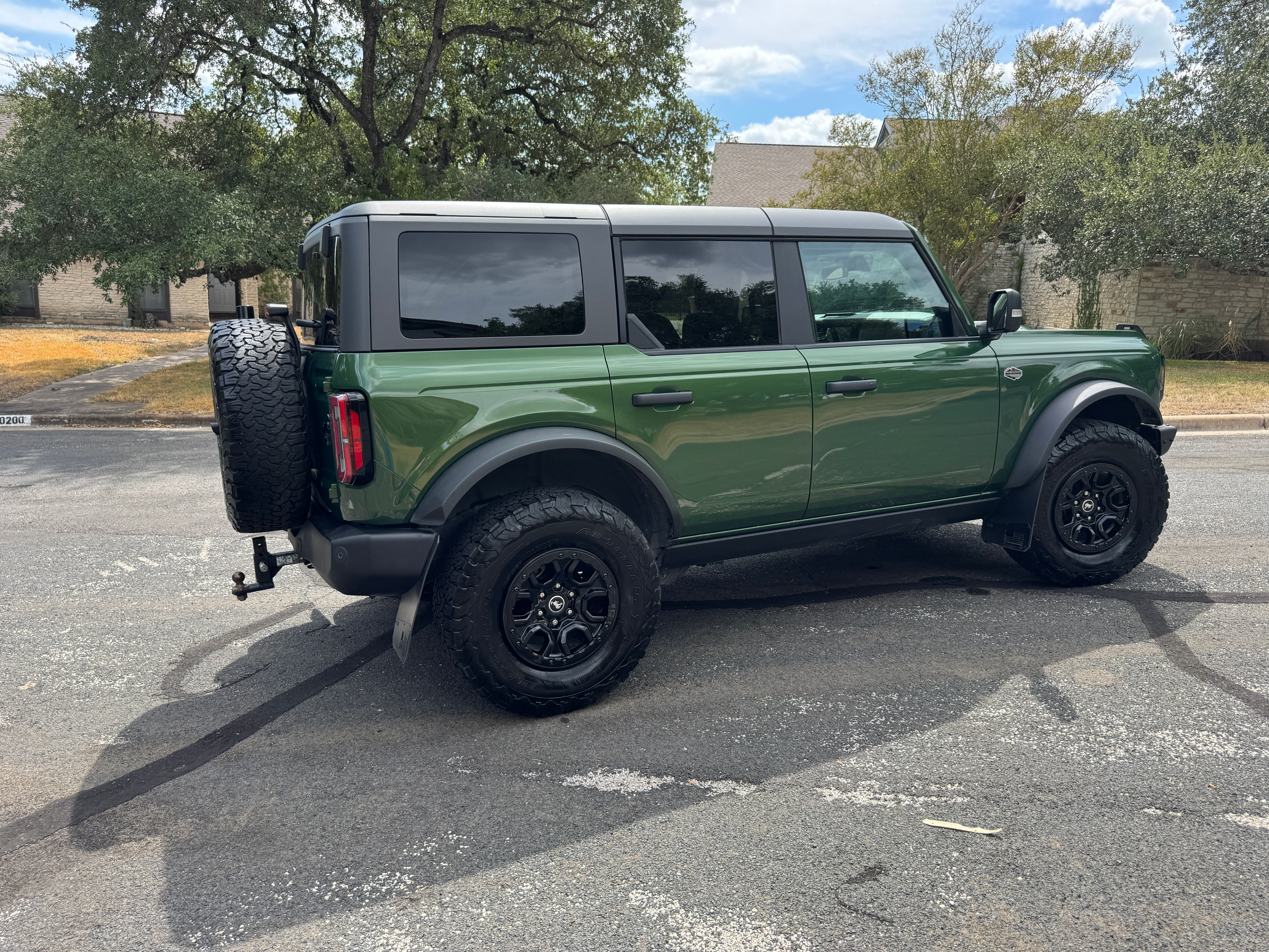 Used 2023 Ford Bronco Wildtrak AWD/4WD image 11
