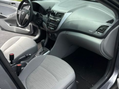 Used 2017 Hyundai Accent SE FWD image 13