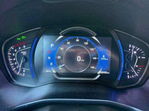 Used 2019 Hyundai Santa Fe FWD image 11