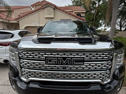 Used 2022 GMC Sierra 3500 Denali w/ Denali Black Diamond Edition