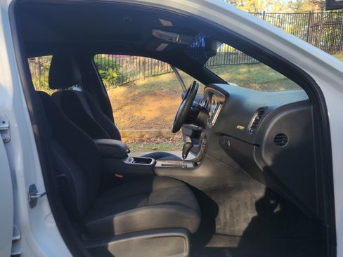 Used 2012 Dodge Charger R/T w/ Wheels & Tunes Group image 14