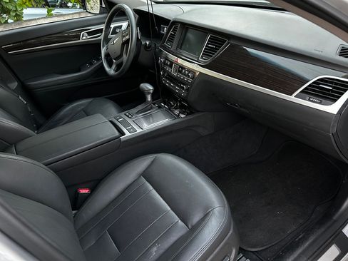 Used 2018 Genesis G80 3.8 image 5