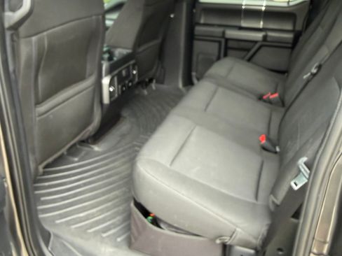 Used 2020 Ford F150 XLT w/ Equipment Group 302A Luxury AWD/4WD image 14