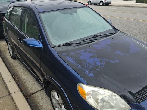 Used 2003 Toyota Matrix XRS image 2