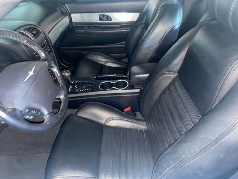 Used 2003 Ford Thunderbird image 11