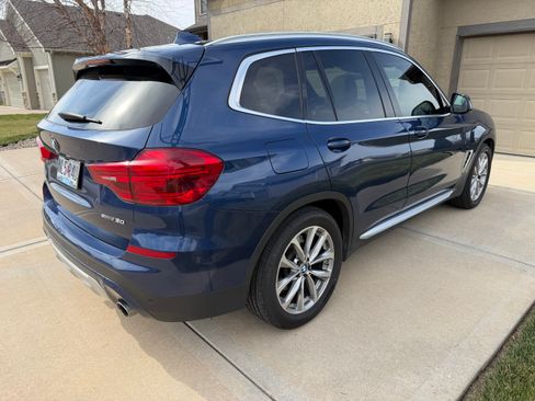 Used 2019 BMW X3 sDrive30i w/ Driving Assistance Package image 9