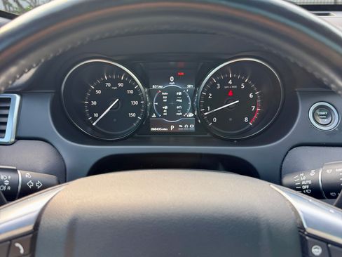 Used 2018 Land Rover Discovery Sport HSE image 9