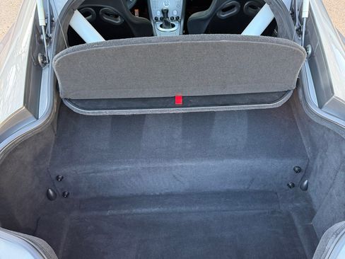 Used 2006 Aston Martin V8 Vantage Coupe 2D image 16