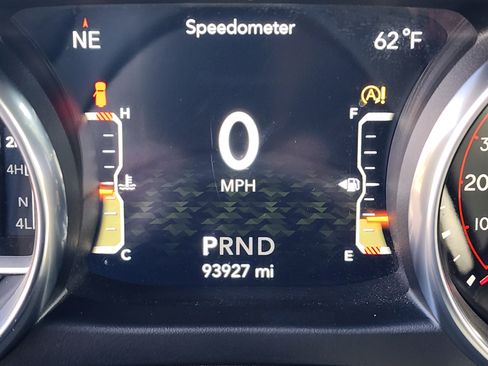 Used 2018 Jeep Wrangler Unlimited Rubicon image 12