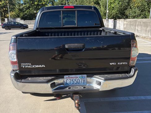 Used 2010 Toyota Tacoma 4x4 Double Cab image 9