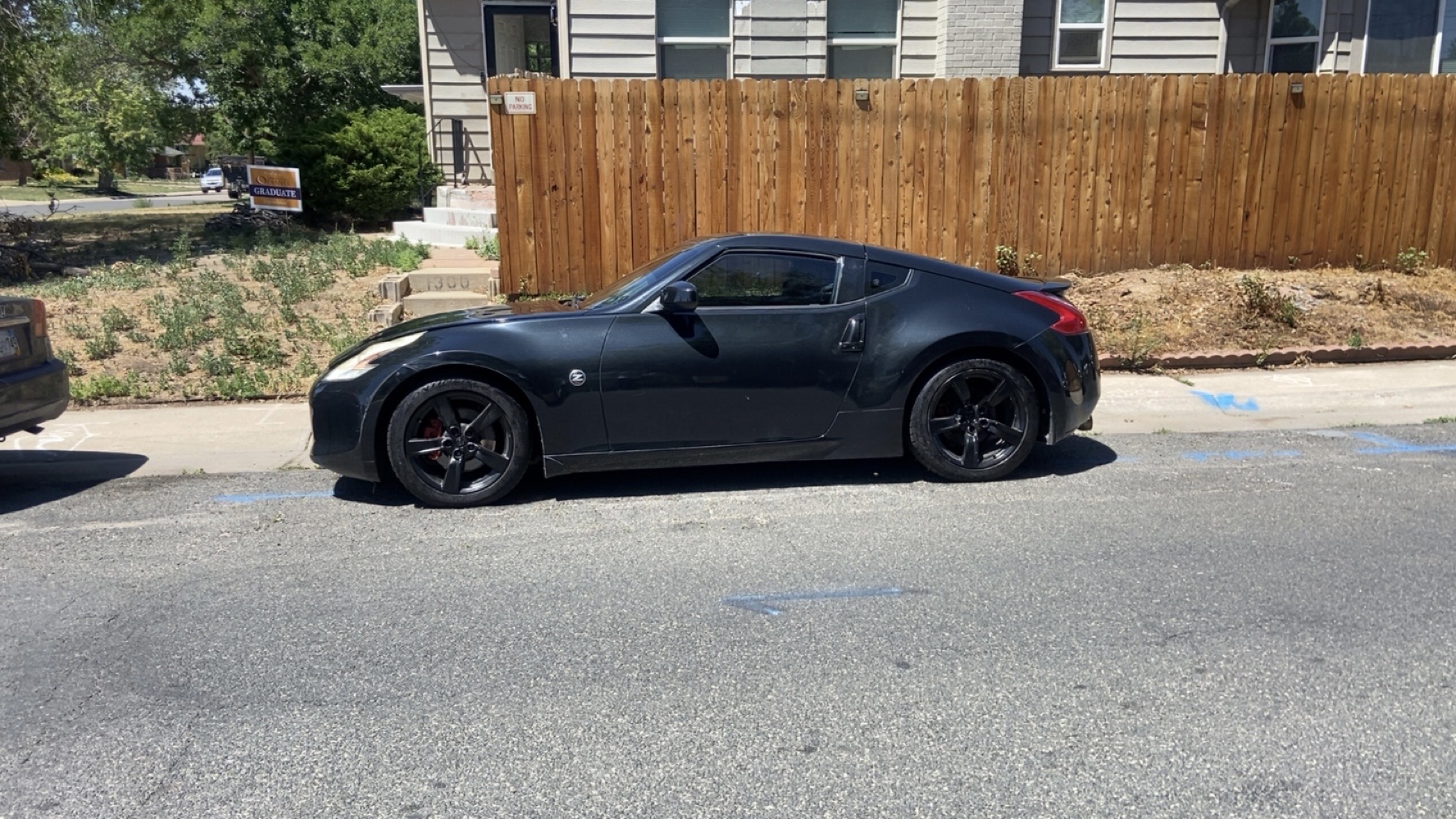 Used 2011 Nissan 370Z Coupe RWD image 4