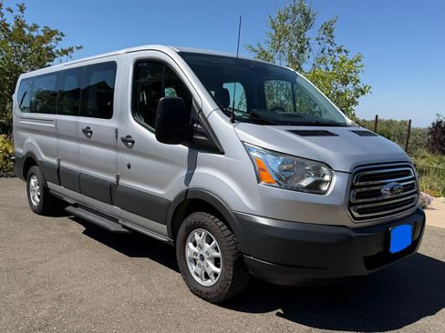 Used 2016 Ford Transit 350 XLT RWD image 12