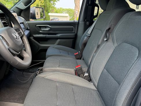 Used 2025 RAM 1500 Big Horn AWD/4WD image 24