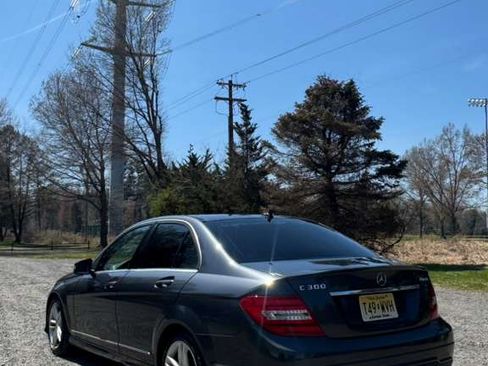 Used 2014 Mercedes-Benz C 300 4MATIC Sedan image 23