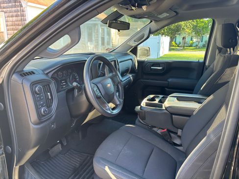 Used 2021 Chevrolet Silverado 1500 Custom AWD/4WD image 5
