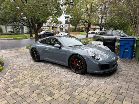 Used 2017 Porsche 911 Carrera S image 13