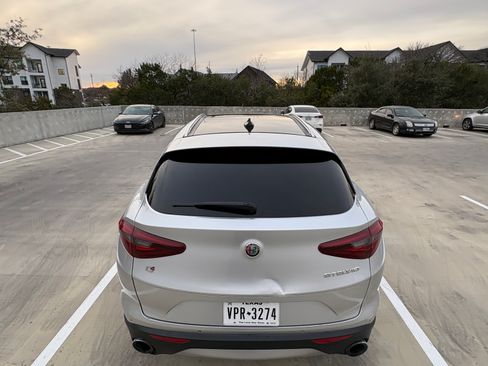 Used 2018 Alfa Romeo Stelvio Ti image 6