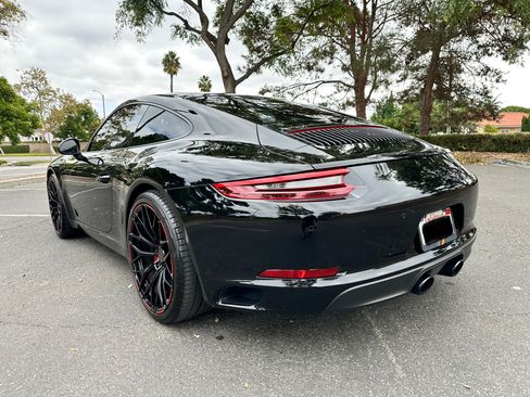 Used 2018 Porsche 911 Carrera image 10