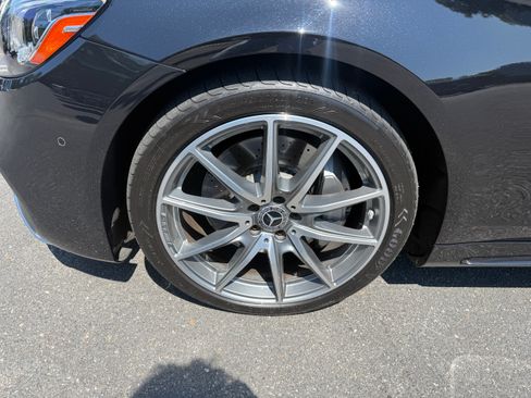 Used 2020 Mercedes-Benz S 560 4MATIC Sedan image 24