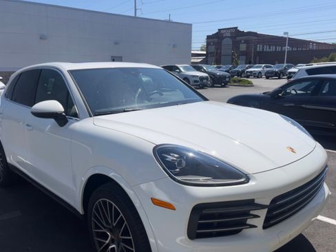 Used 2019 Porsche Cayenne AWD/4WD image 10