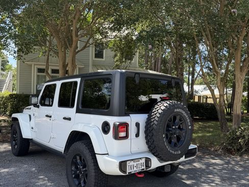 Used 2023 Jeep Wrangler Unlimited Sport AWD/4WD image 11