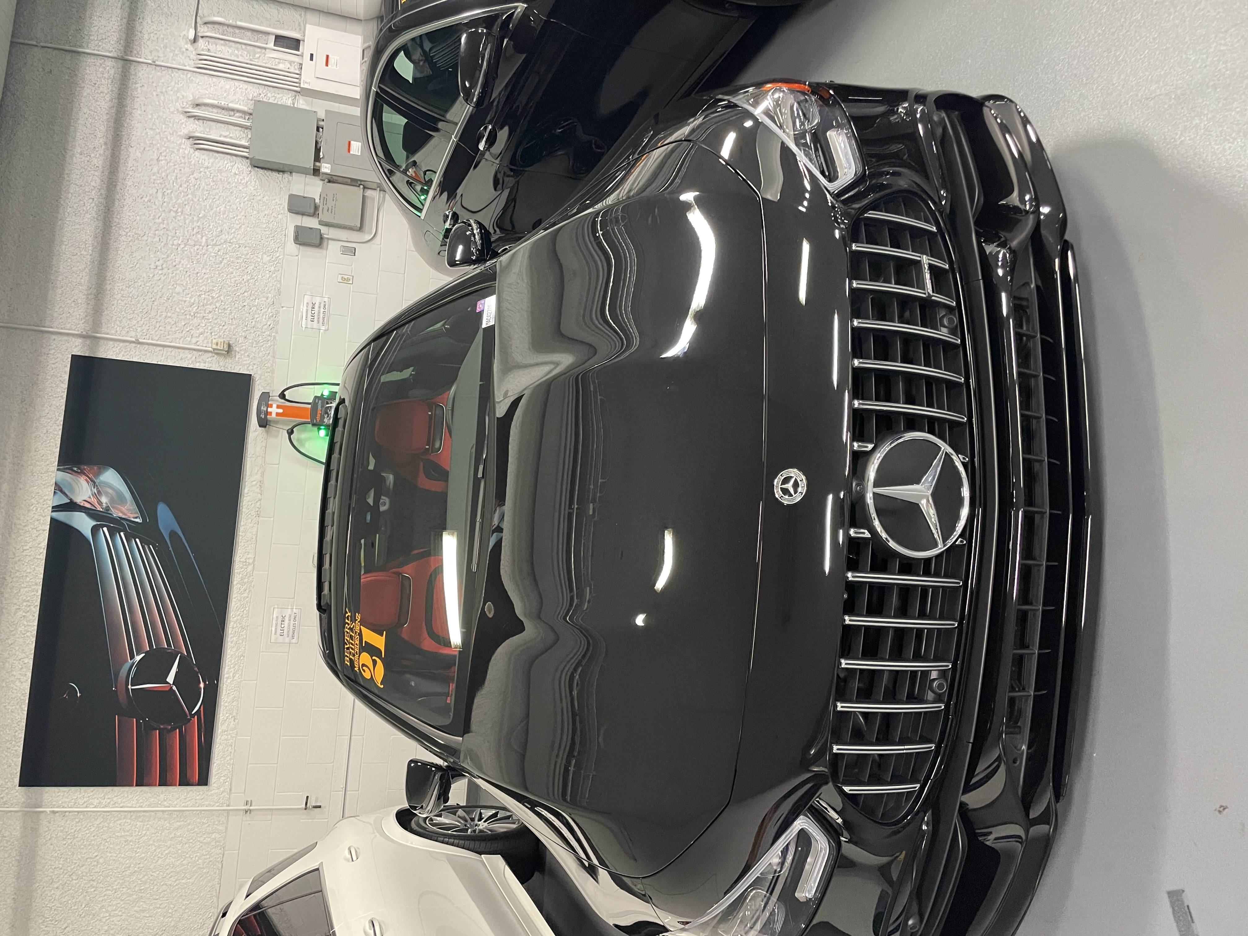 Used 2021 Mercedes-Benz AMG GT 43 image 5