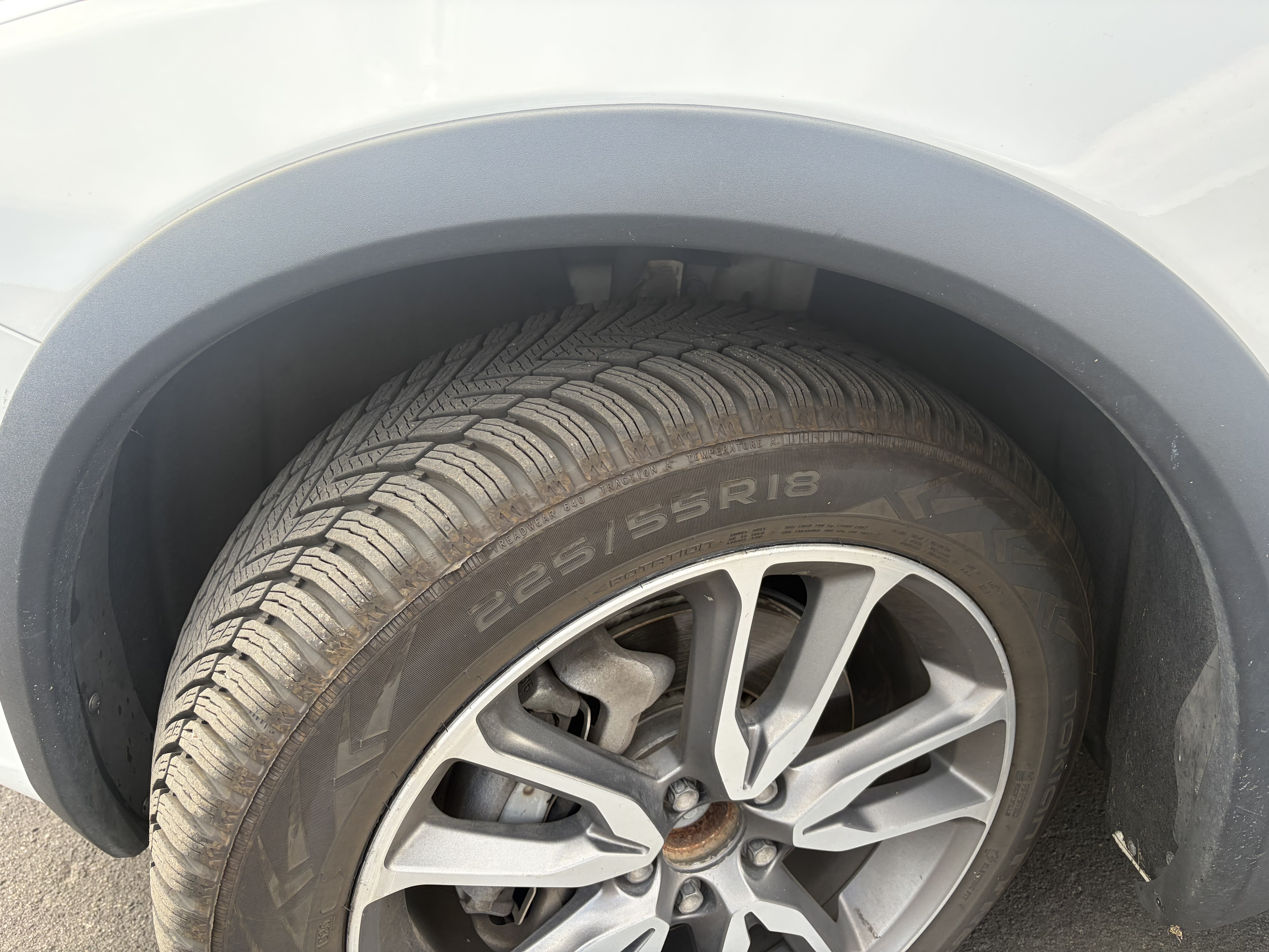 Used 2018 Volvo V60 T5 Cross Country AWD/4WD image 9