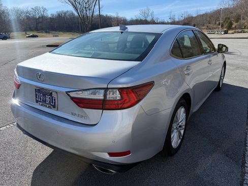 Used 2017 Lexus ES 350 image 5