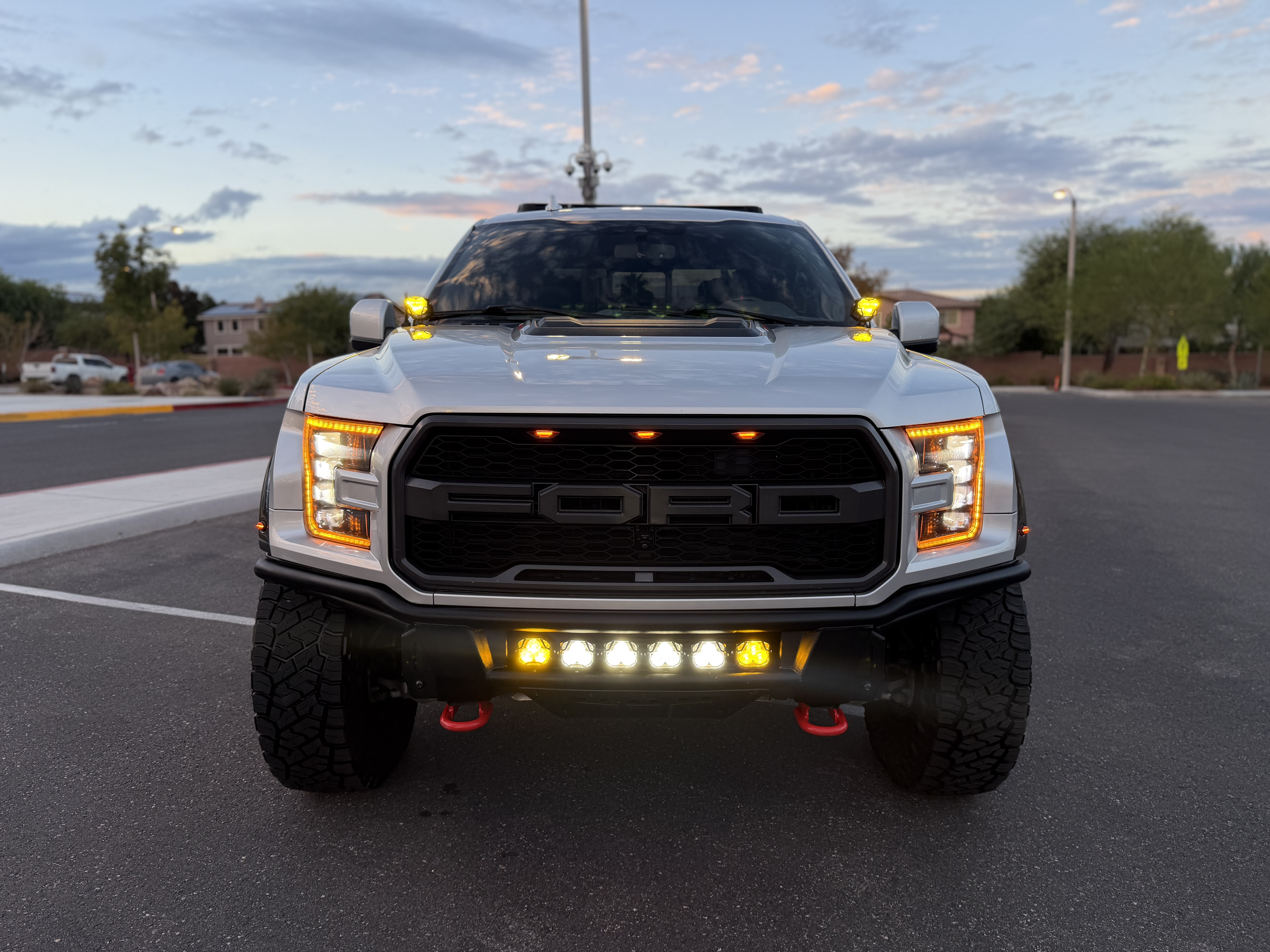 Used 2019 Ford F150 Raptor w/ Equipment Group 802A Luxury AWD/4WD image 30