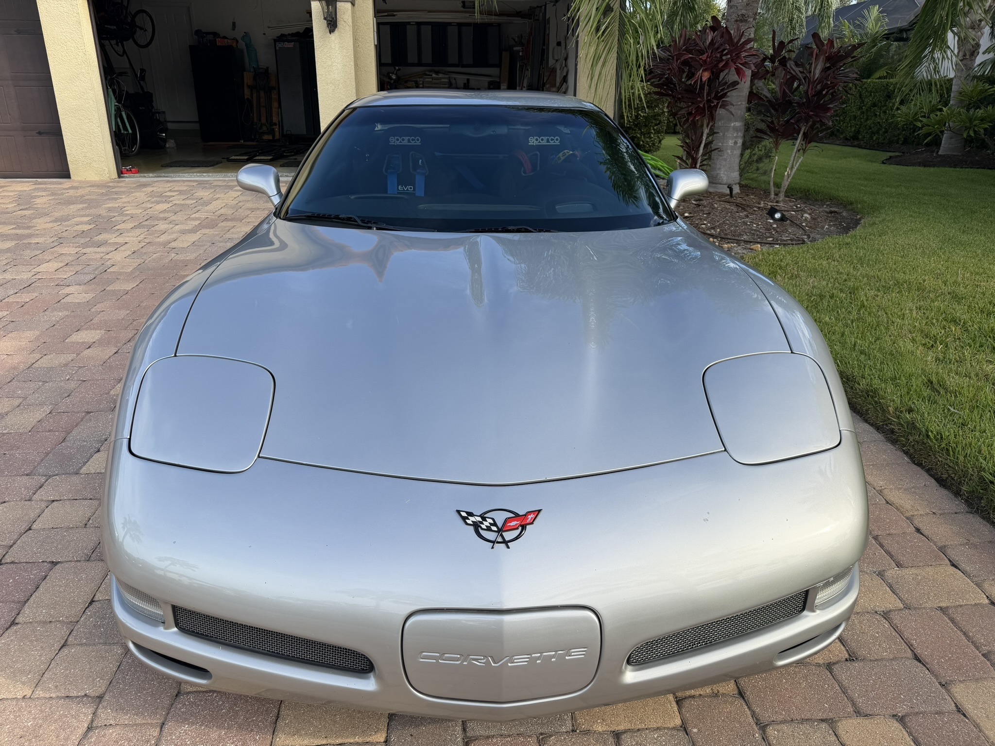 Used 2004 Chevrolet Corvette Z06 w/ Memory Package RWD image 9