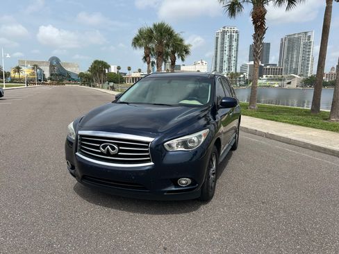 Used 2015 INFINITI QX60 AWD w/ Premium Package image 4