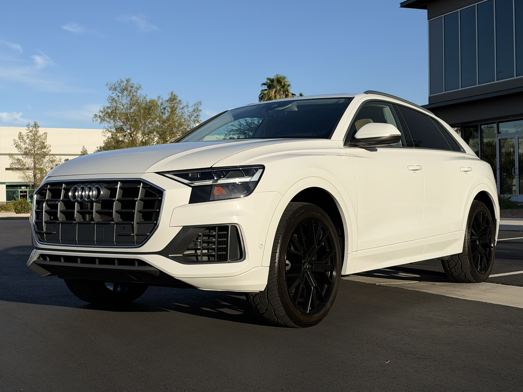 Used 2021 Audi Q8 Premium w/ Convenience Package AWD/4WD image 8