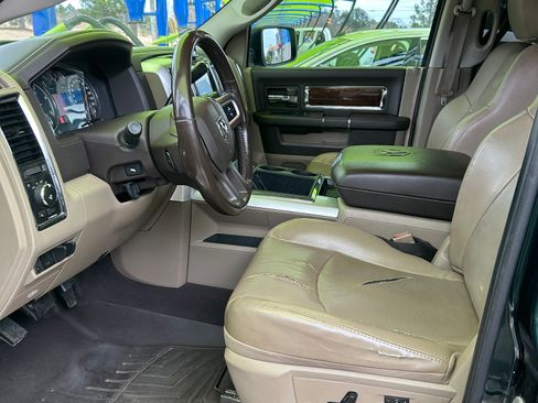 Used 2011 RAM 2500 Laramie w/ Cold Weather Group image 10