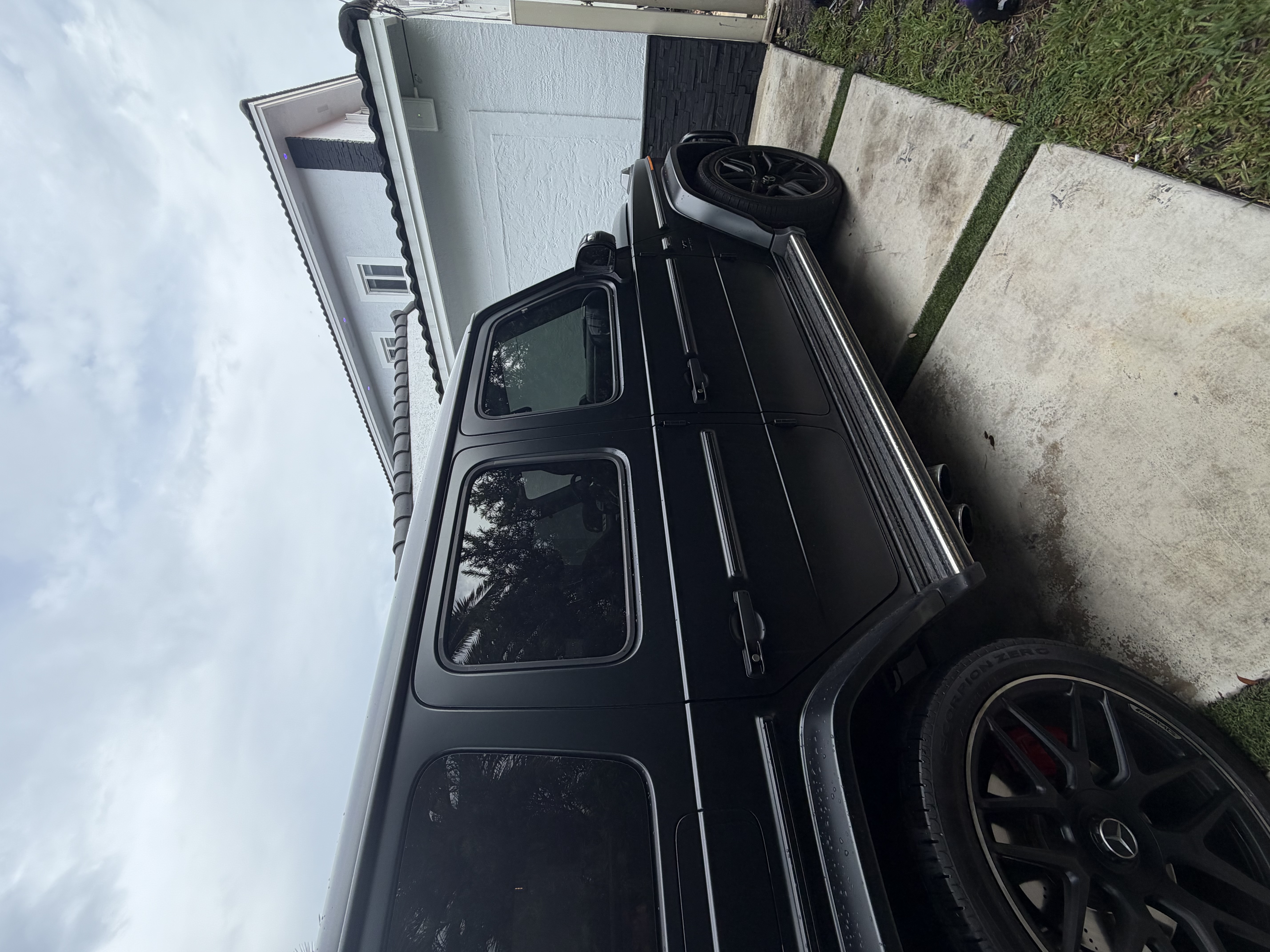 Used 2024 Mercedes-Benz G 63 AMG 4MATIC image 4