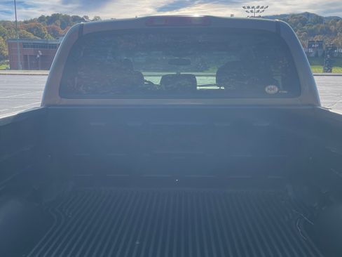 Used 2006 Toyota Tundra Darrell Waltrip Edition image 5