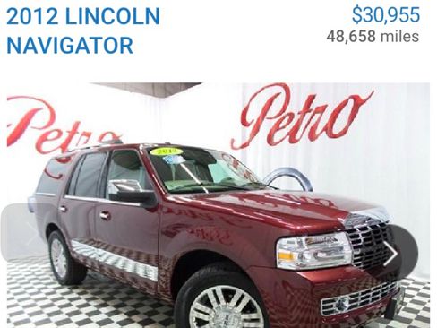 Used 2012 Lincoln Navigator 2WD image 1