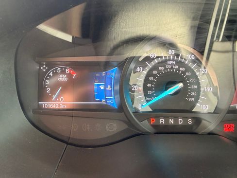 Used 2018 Ford Edge SEL w/ Equipment Group 201A image 16